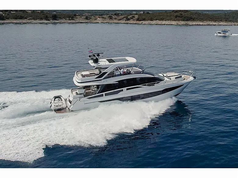 Galeon 640 Fly