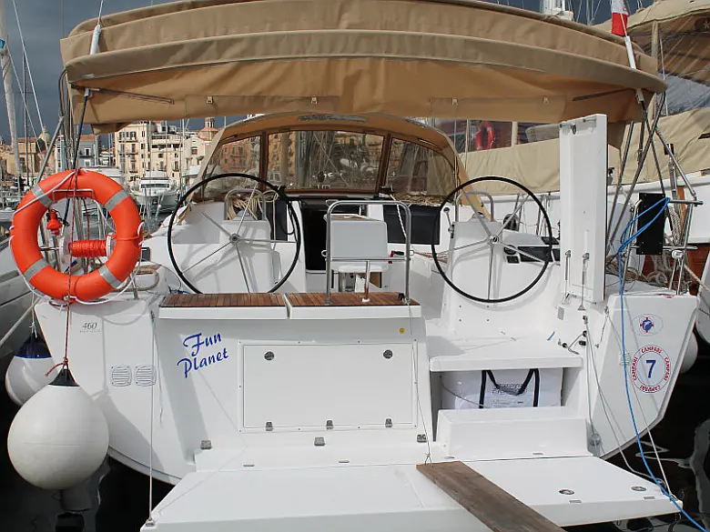Dufour 460