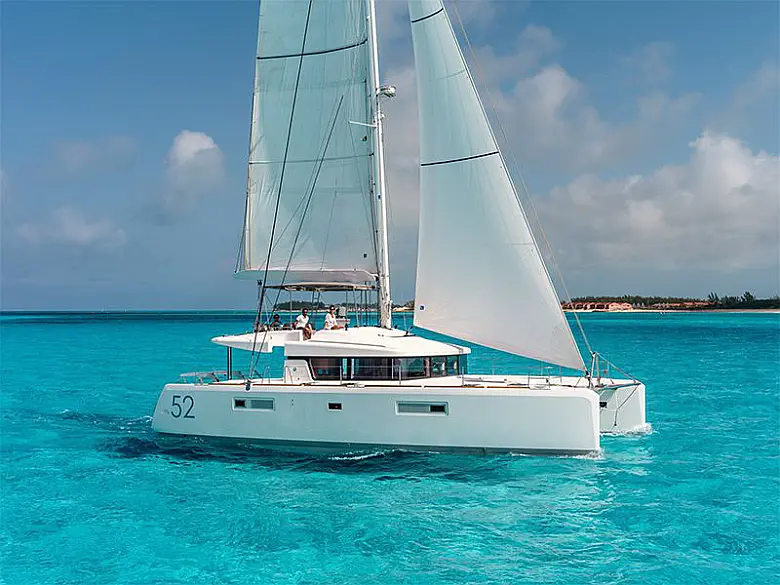 Lagoon 52F (5 cab)