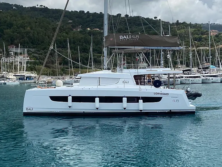 Bali 4.8 Anna
